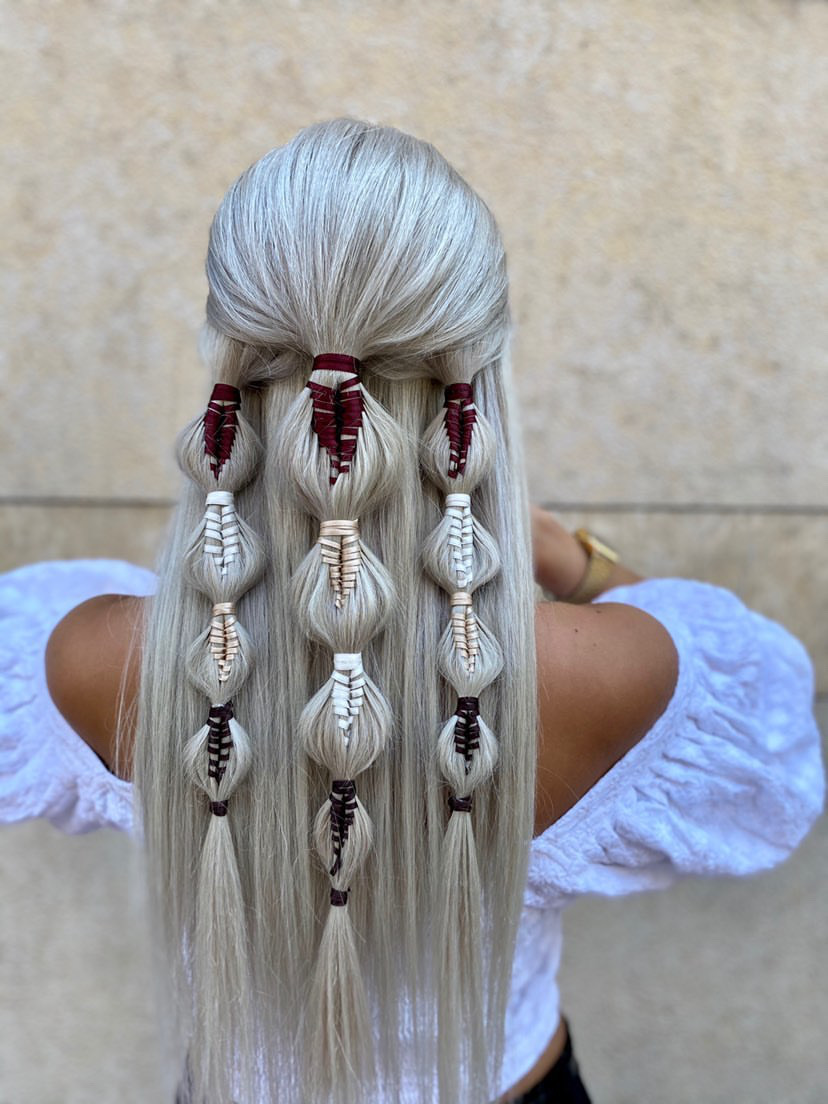 Τα πιο όμορφα half-up χτενίσματα με πλεξούδες που μπορείς να δοκιμάσεις φέτος το καλοκαίρι