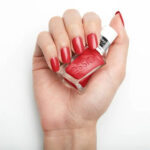 ESSIE-gel-couture-pattern-play-electric-geometric-front-530