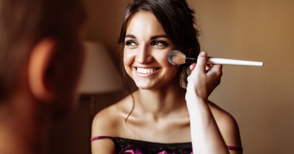 Καλεσμένη σε γάμο 6 ιδέες για το τέλειο μακιγιάζ!