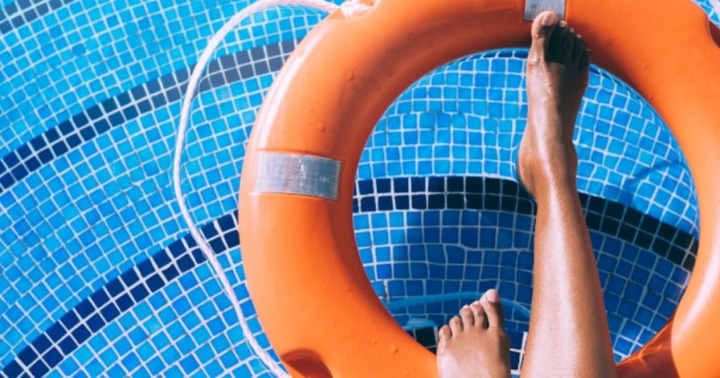 Καλοκαιρινά νύχια ποδιών 2022