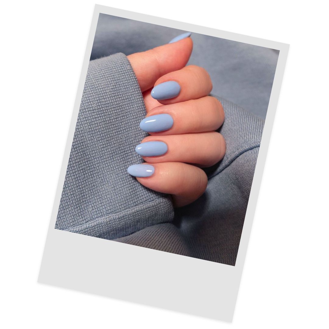 μονοχρωμο μανικιουρ