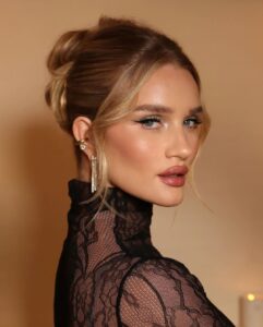 Rosie Huntington bear blonde
