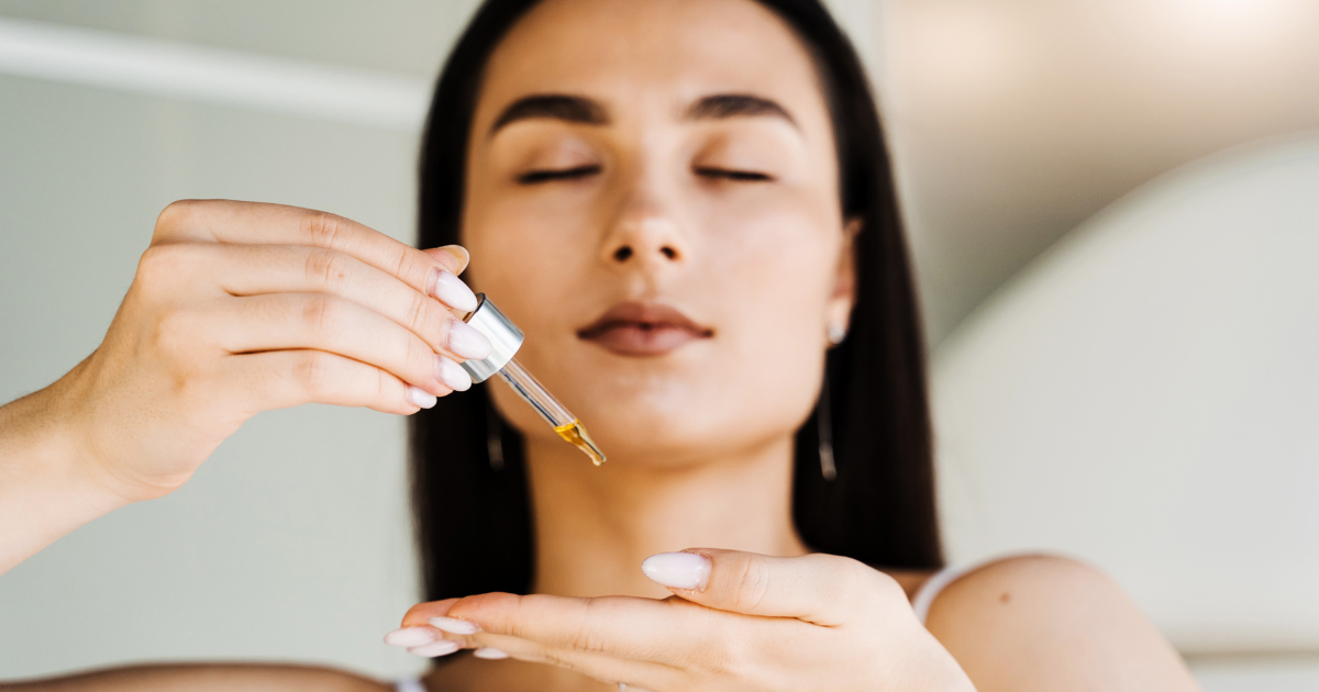 Θεραπεία με υαλουρονικό στα μαλλιά: Πώς γίνεται & Ποια τα οφέλη