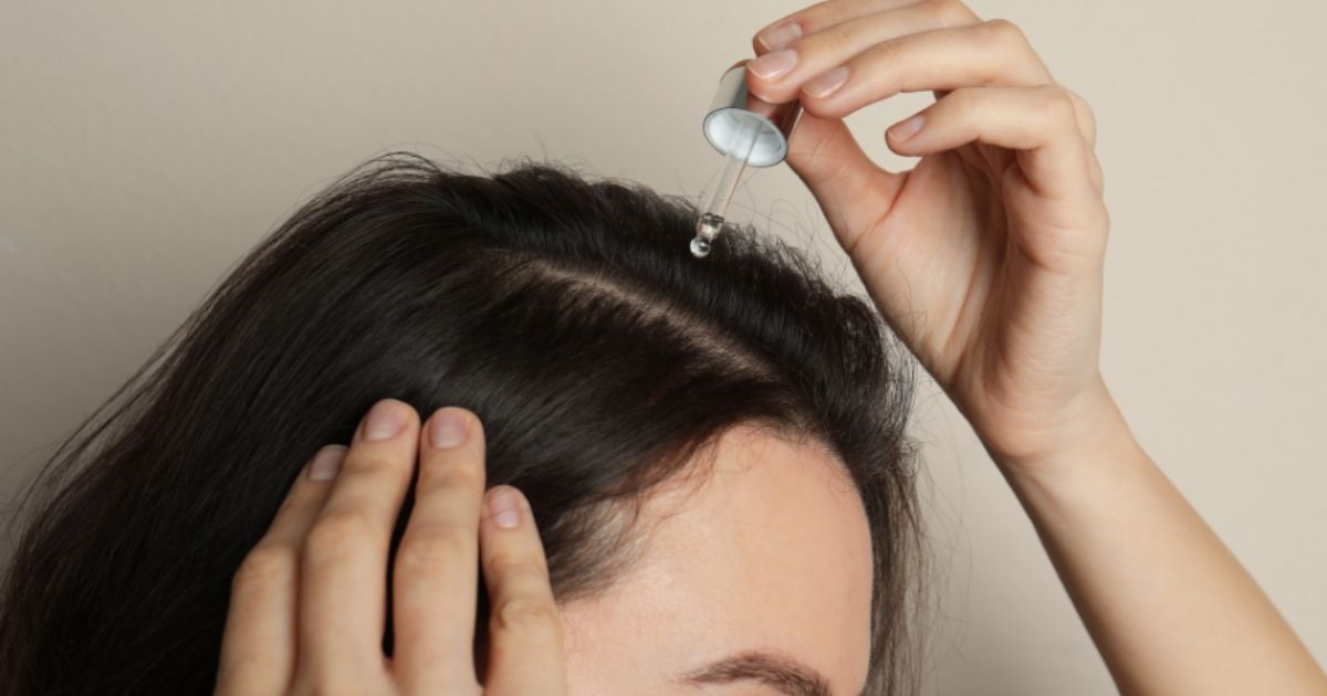 Scalp Oiling: Η θεραπεία μαλλιών που ήρθε για να μείνει