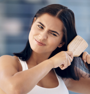 5+1 Tips & Προϊόντα για Εύκολο Ξεμπέρδεμα Μαλλιών