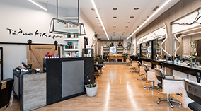 Παλαιό Φάληρο, Λεωφόρος Αγίας Βαρβάρας 54