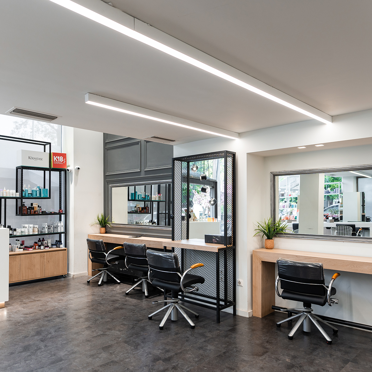 Κερατσίνι, Λεωφόρος Δημοκρατίας 23