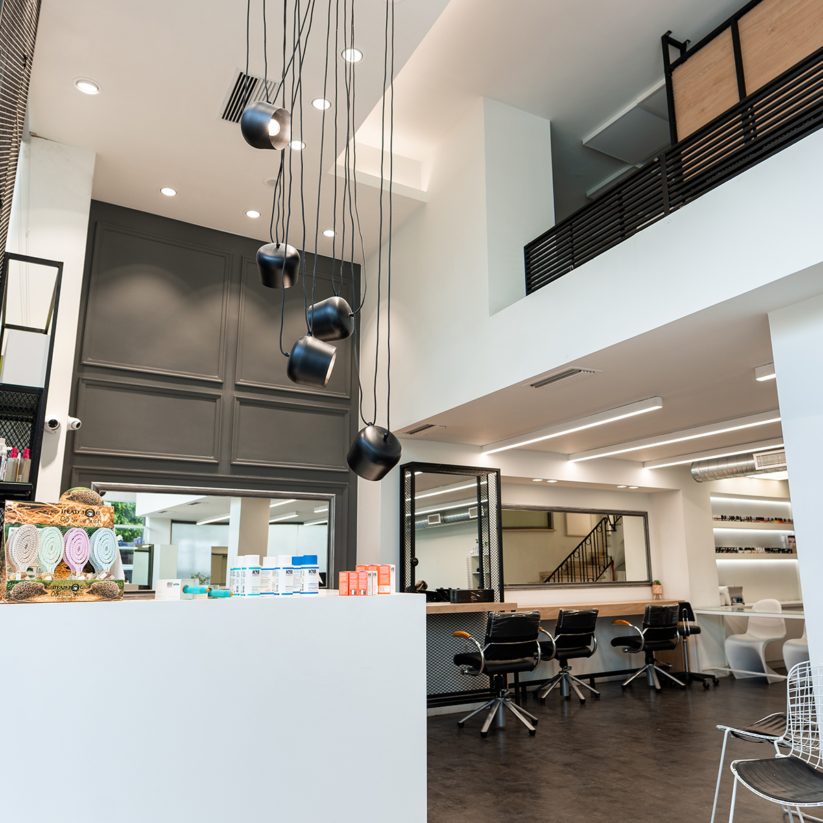 Κερατσίνι, Λεωφόρος Δημοκρατίας 23