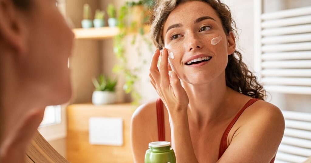 15_7_Η απόλυτη summer skincare routine για να μείνεις λαμπερή και ενυδατωμένη!
