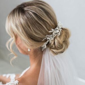 νυφικά χτενίσματα 2024