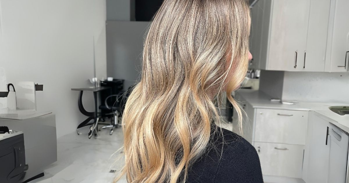 Γιατί δεν κρατάει η βαφή στα μαλλιά; 5 Tips για να διατηρήσεις το χρώμα