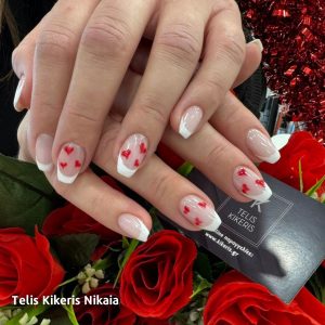 Heart Nails Nikaia
